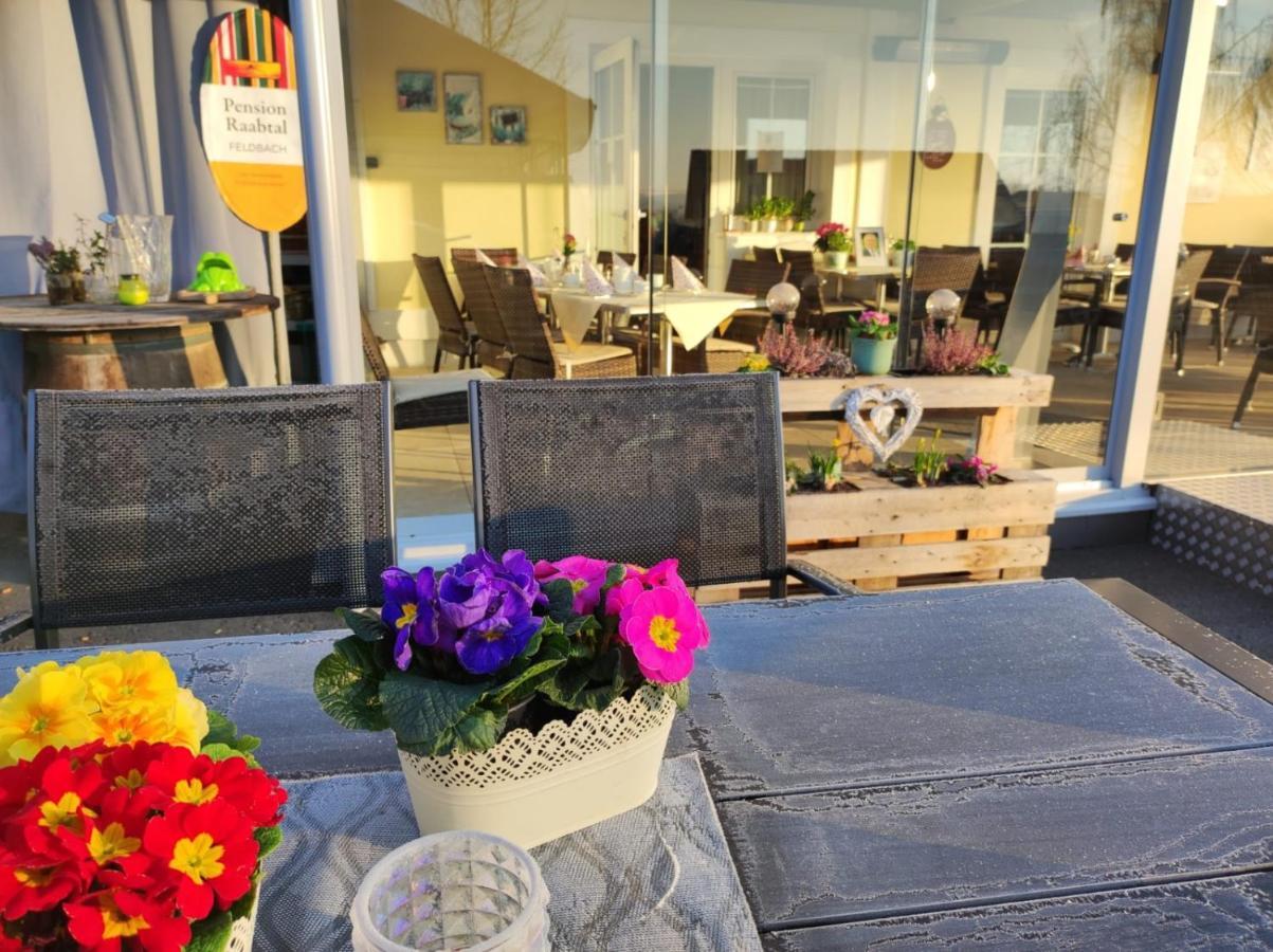 פלדבאך Hotel & Fruehstueckspension Raabtal מראה חיצוני תמונה