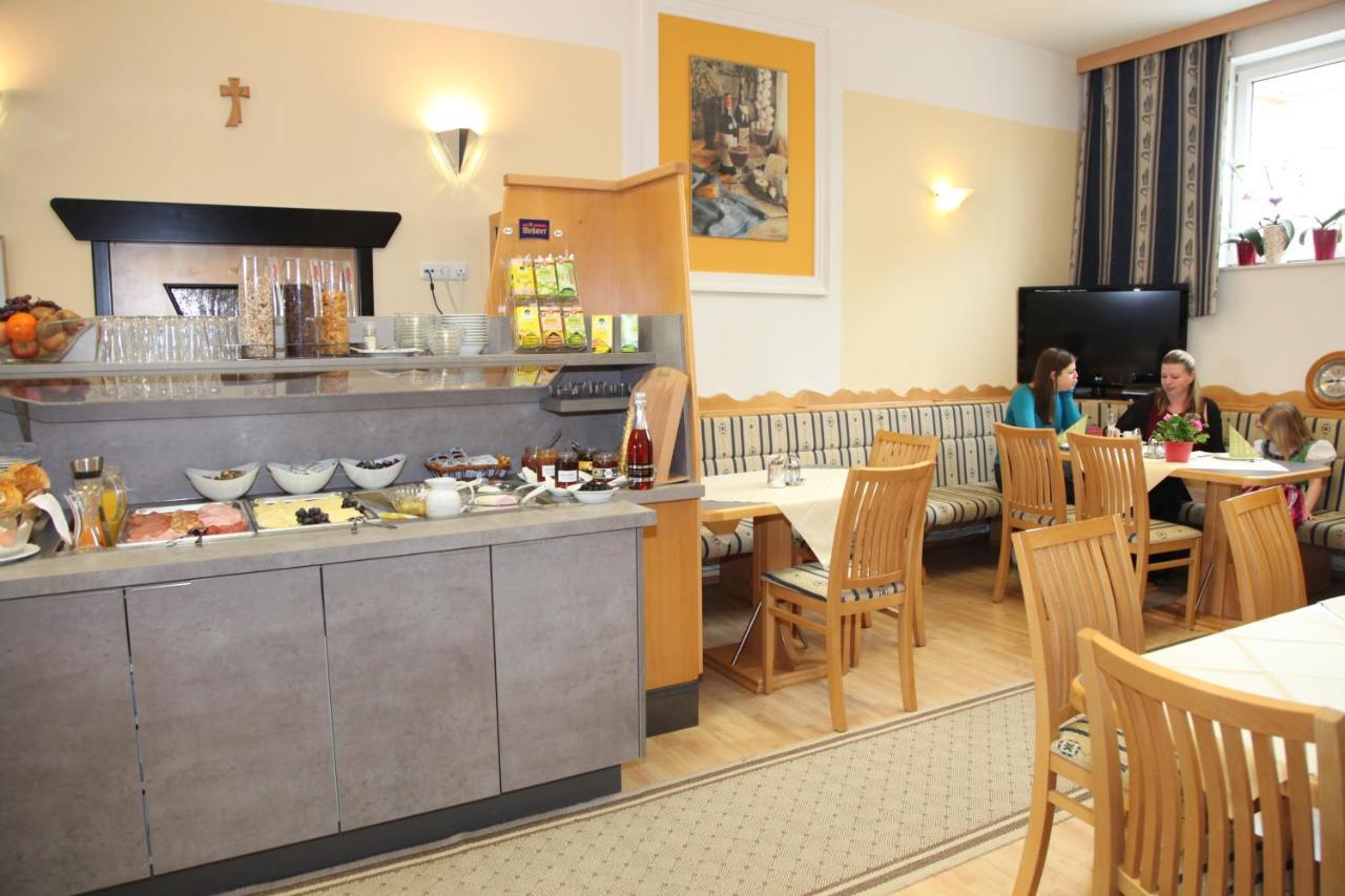 פלדבאך Hotel & Fruehstueckspension Raabtal מראה חיצוני תמונה