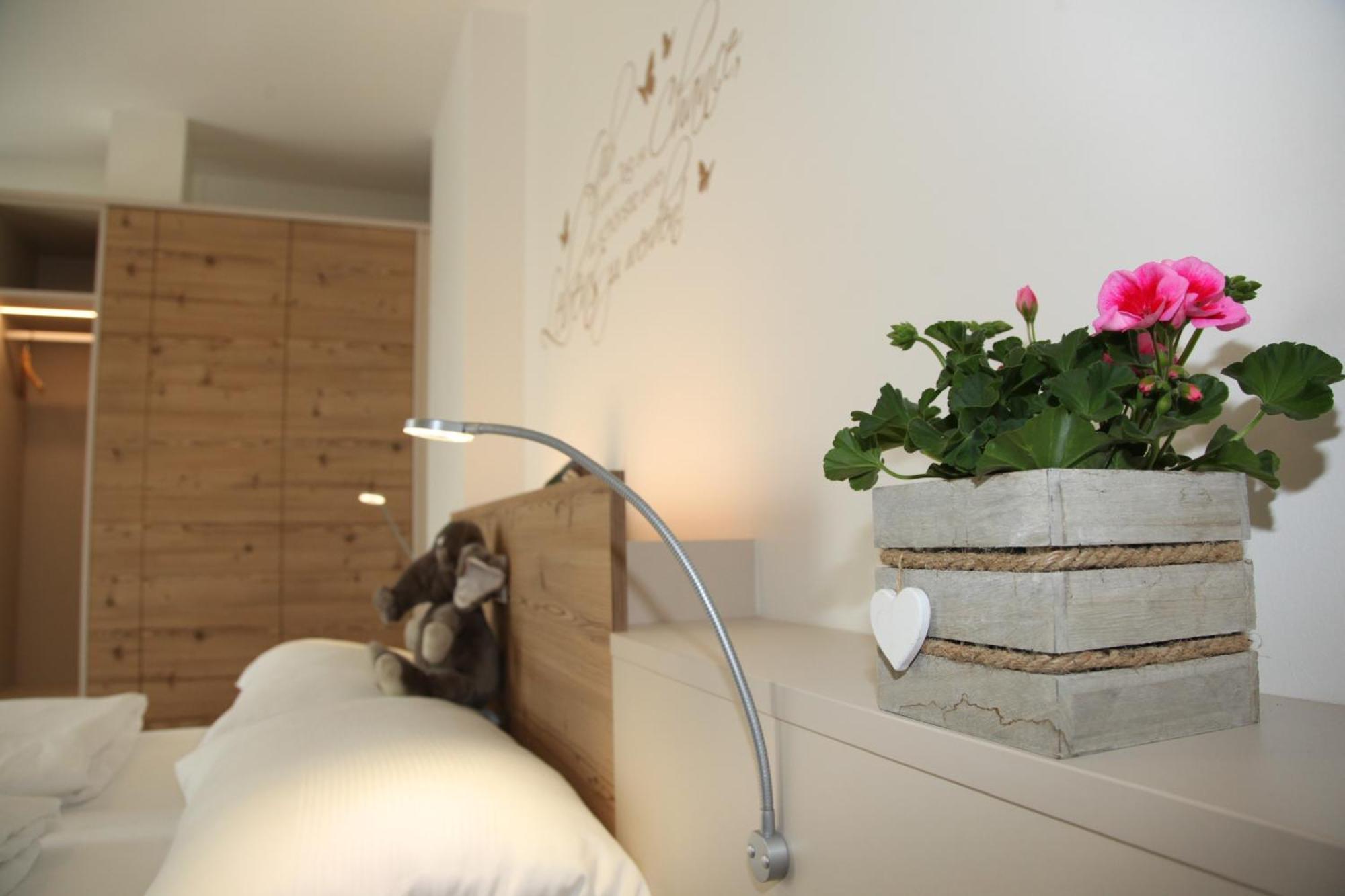פלדבאך Hotel & Fruehstueckspension Raabtal מראה חיצוני תמונה